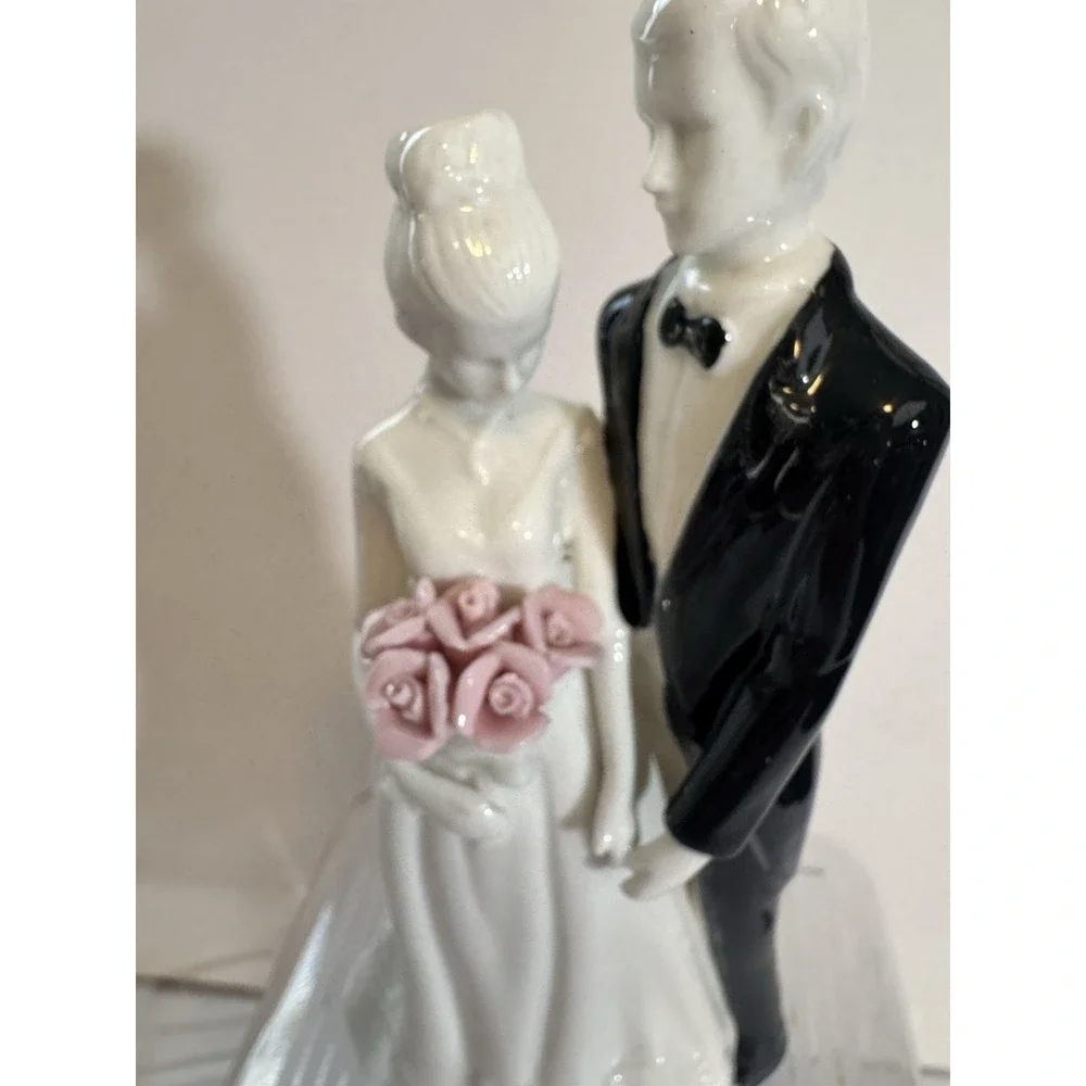 David Tutera Bride And Groom Wedding Cake Topper Ceramic Pink Rose Bouquet NEW